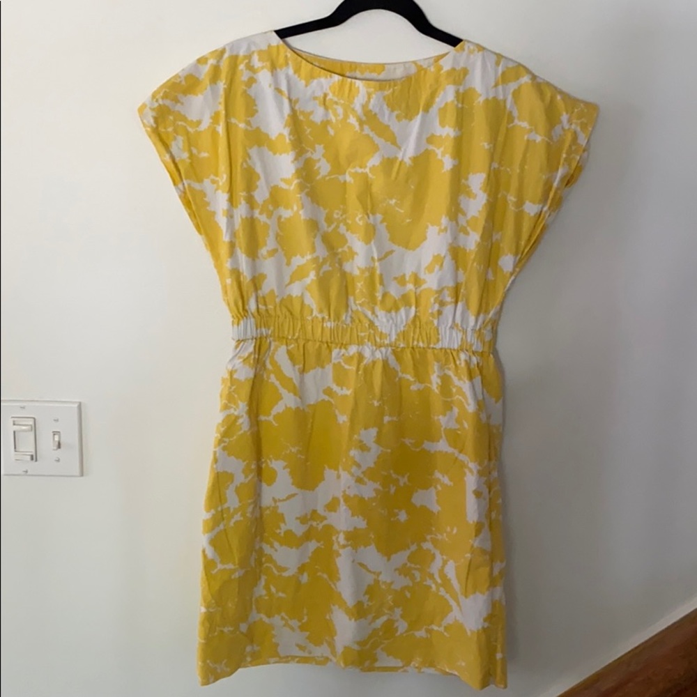 GAP cotton dress with stretch waist and pockets